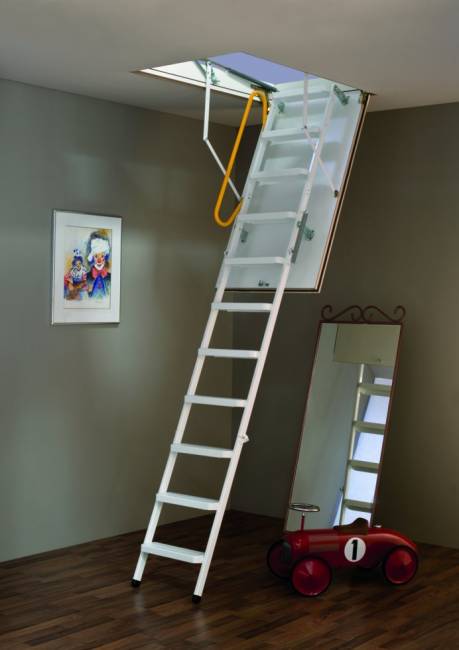 Чердачная складная лестница STEEL