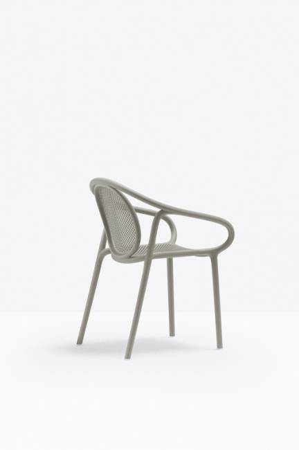 Кресло пластиковое Remind RG серый 570х560х810 мм