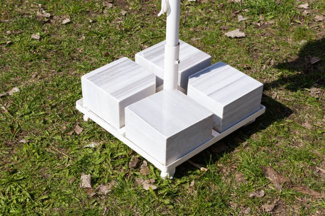 Зонт MISTRAL 300 квадратный с базой-основанием в комплекте, белый с воланом