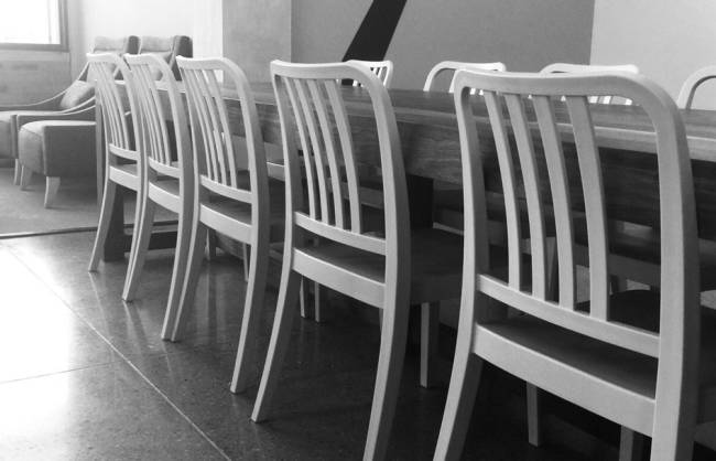 Стул пластиковый Varia-S белый 495х520х870 мм