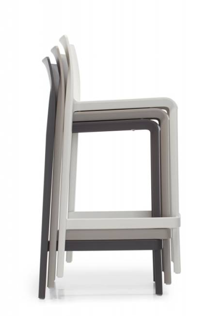 Стул пластиковый барный Volt черный 485х480х1000 мм Стул пластиковый барный Volt черный 485х480х1000 мм