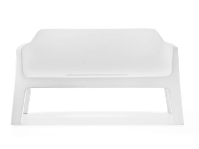 Диван пластиковый Plus Air белый 1425х740х750 мм Диван пластиковый Plus Air белый 1425х740х750 мм