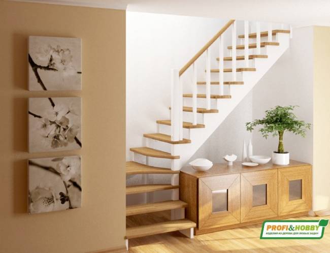 Деревянная лестница К-031м/1 под покраску Деревянная лестница К-031м/1 под покраску