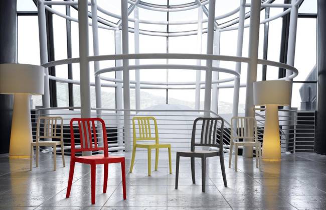 Стул пластиковый Varia-S красный 495х520х870 мм