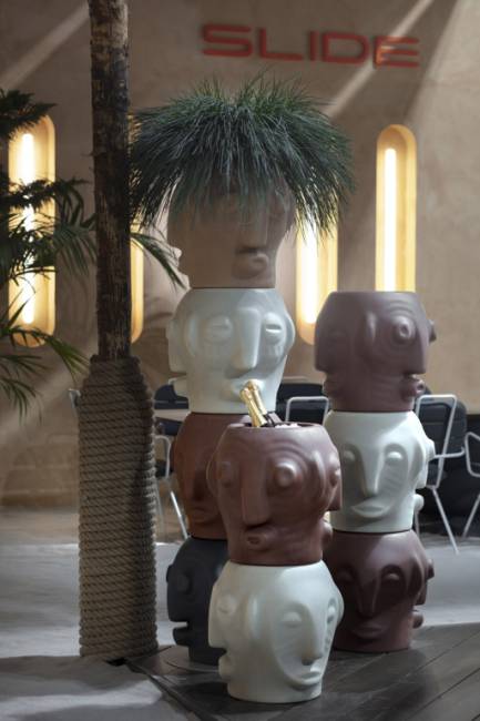 Кашпо пластиковое Threebu Totem Pot 3 Standard 450х450х1350 мм