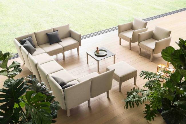 Пуф-столик пластиковый Conga Table 540х540х320 мм Пуф-столик пластиковый Conga Table 540х540х320 мм