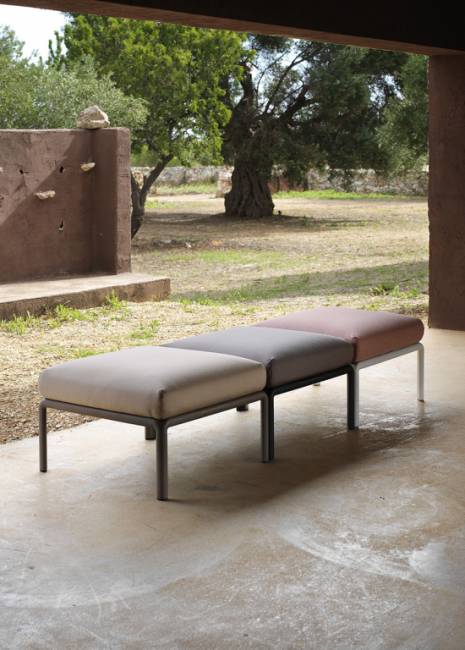 Пуф пластиковый с подушкой Komodo Pouf антрацит, панама 700х700х490 мм Пуф пластиковый с подушкой Komodo Pouf антрацит, панама 700х700х490 мм