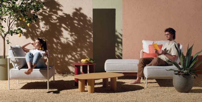 Столик ламинированный кофейный Hyppo охра 1040х730х280 мм