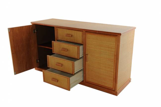 Комод  08/32  коньяк