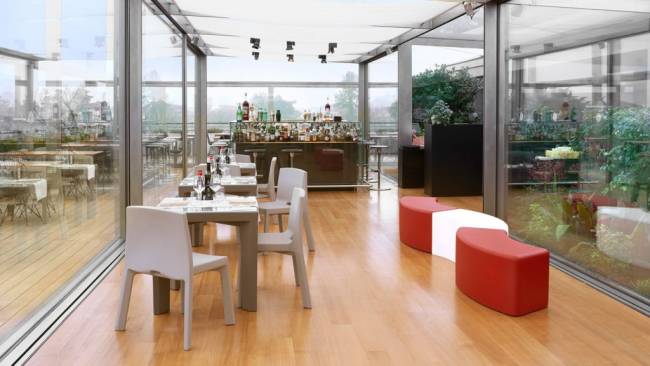 Стол пластиковый со стеклом Gino Standard 750х750х720 мм