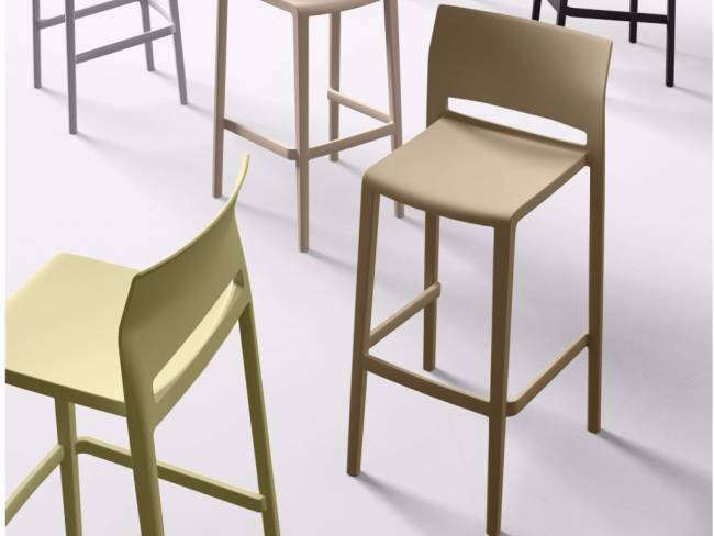 Стул пластиковый барный Bakhita 76 тортора 480х470х1030 мм Стул пластиковый барный Bakhita 76 тортора 480х470х1030 мм