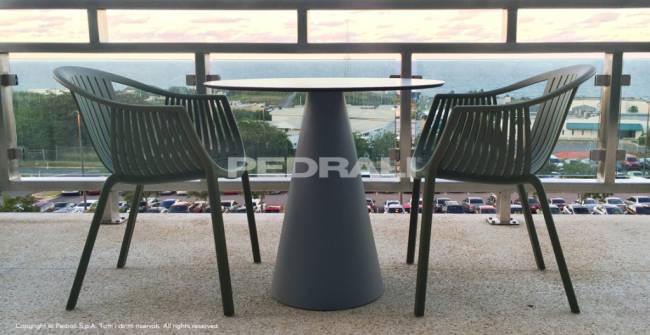 Кресло пластиковое Tatami зеленый 580х615х780 мм