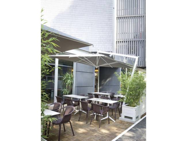 Кресло пластиковое Tatami кофе 580х615х780 мм