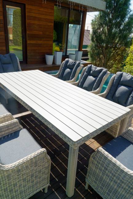 Стол обеденный из искусственного ротанга "Венеция 230", серый