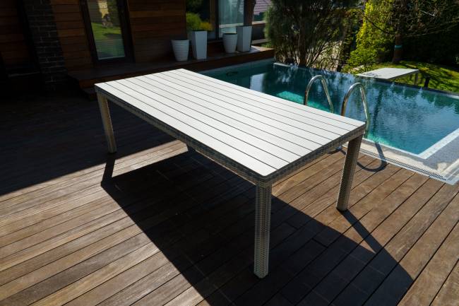 Стол обеденный из искусственного ротанга "Венеция 230", серый