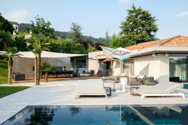 Лаунж-лежак двухместный Bite белый, светло-серый 2030х1440х800 мм