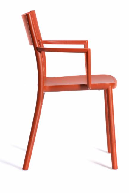 Кресло пластиковое To-Me B кирпичный 490х470х800 мм Кресло пластиковое To-Me B кирпичный 490х470х800 мм