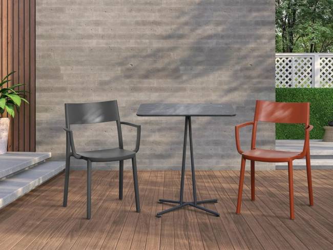 Кресло пластиковое To-Me B кирпичный 490х470х800 мм Кресло пластиковое To-Me B кирпичный 490х470х800 мм