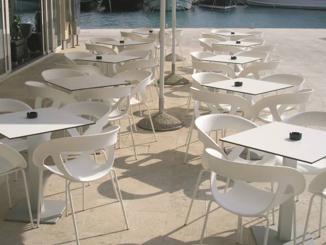 Кресло пластиковое Moema 69 бежевый 590х540х790 мм