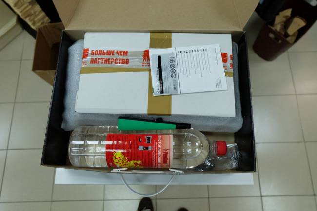 Набор: биокамин GALINA, биотопливо (1.5 л), зажигалка