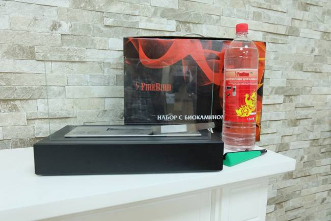 Набор: биокамин GALINA, биотопливо (1.5 л), зажигалка