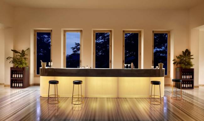 Стойка пластиковая барная светящаяся Cordiale Corner Art Deco Lighting ванильный, коричневый 700х700х1100 мм Стойка пластиковая барная светящаяся Cordiale Corner Art Deco Lighting ванильный, коричневый 700х700х1100 мм