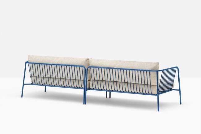 Диван металлический с подушками Nolita Sofa 2560х820х700 мм Диван металлический с подушками Nolita Sofa 2560х820х700 мм