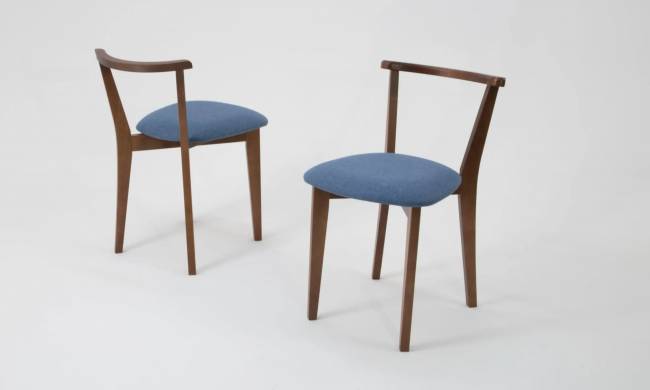 Стол Сканди К 90 орех со стульями Франк орех рогожка синий