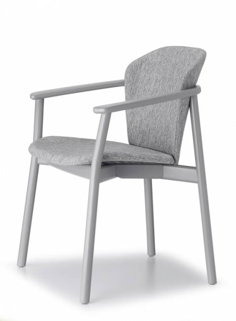 Кресло деревянное с обивкой Natural Finn матовый серый бук, светло-серый 600х560х790 мм