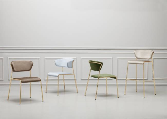 Кресло с обивкой Lisa черный глянцевый никель, красный 510х560х770 мм