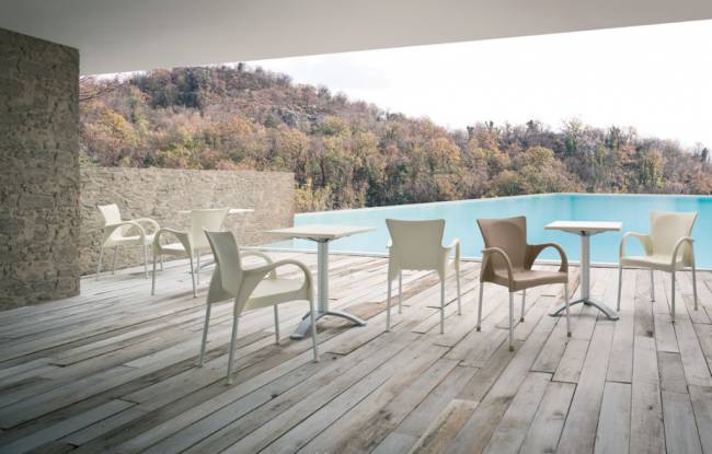 Кресло пластиковое Beverly 530х560х840 мм Кресло пластиковое Beverly 530х560х840 мм