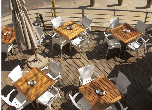 Кресло пластиковое Beverly 530х560х840 мм Кресло пластиковое Beverly 530х560х840 мм