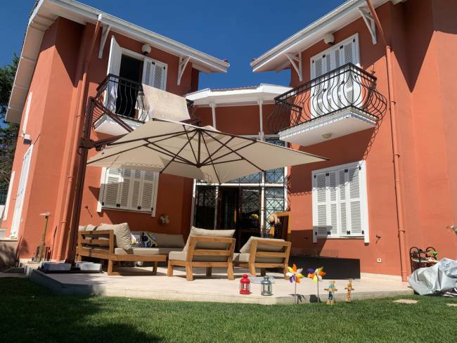 Зонт профессиональный 3х3 м Banana Plus коричневый, бежевый 3000х3000 мм Зонт профессиональный 3х3 м Banana Plus коричневый, бежевый 3000х3000 мм