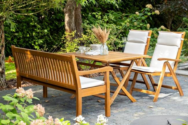 Обеденный комплект из акации KARO со скамьей  Joygarden