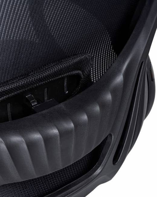 Офисное кресло для руководителей DOBRIN STEVEN BLACK, чёрный пластик, чёрная ткань