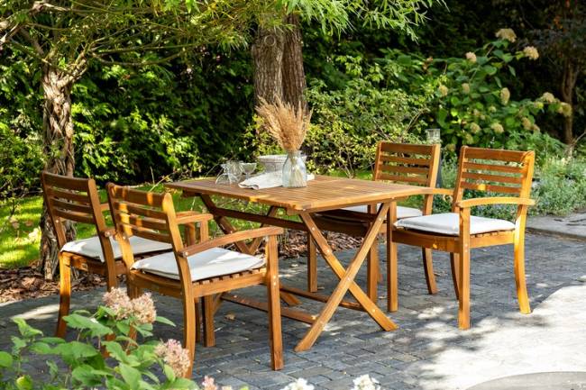 Обеденный комплект из акации KARO