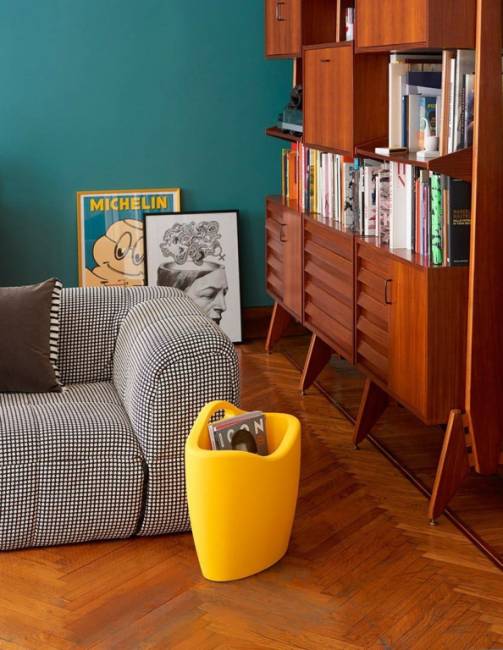 Подставка для журналов пластиковая Mag Standard 470х250х460 мм Подставка для журналов пластиковая Mag Standard 470х250х460 мм