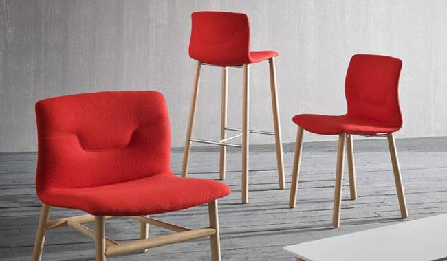 Стул на металлокаркасе с обивкой Slot M TC 455х470х820 мм Стул на металлокаркасе с обивкой Slot M TC 455х470х820 мм