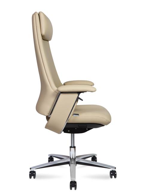 Кресло офисное / Йорк / York / слоновая кость кожа / алюминевая база