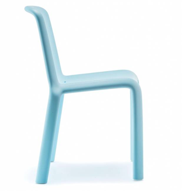 Стул пластиковый детский Snow Junior голубой 420х450х625 мм