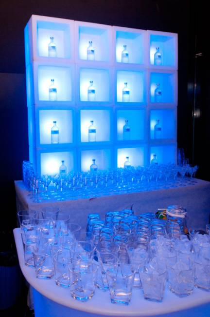 Куб открытый пластиковый светящийся Open Cube 45 Lighting LED белый 430х430х430 мм Куб открытый пластиковый светящийся Open Cube 45 Lighting LED белый 430х430х430 мм