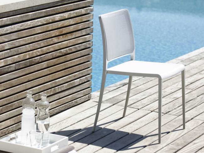 Стул пластиковый текстиленовый Mya Tecnica белый 465х550х790 мм