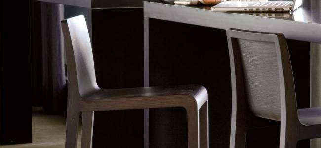 Стул деревянный барный Young венге 410х515х1015 мм Стул деревянный барный Young венге 410х515х1015 мм