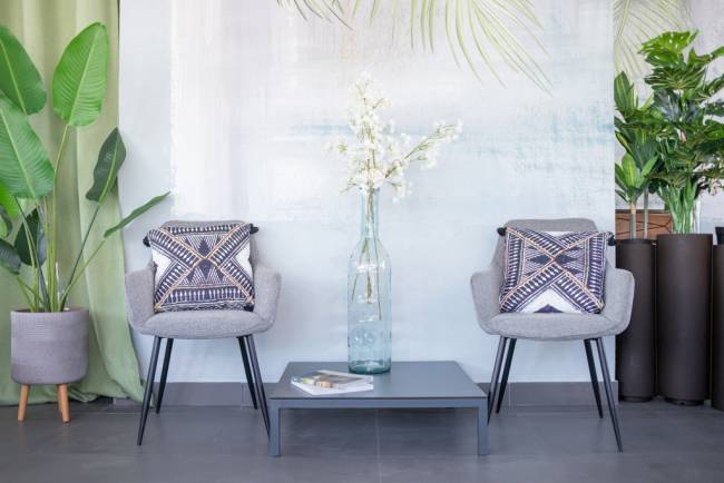 Столик ламинированный журнальный Slim Center Low Table (E) 740х740х210 мм