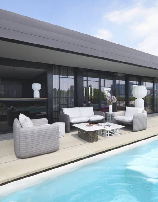 Пуф пластиковый светящийся Mara Lighting LED Ø420х450 мм Пуф пластиковый светящийся Mara Lighting LED Ø420х450 мм