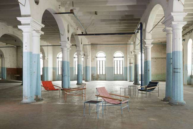 Столик кофейный металлический Dress Code оливковый, черный 490х450х500 мм