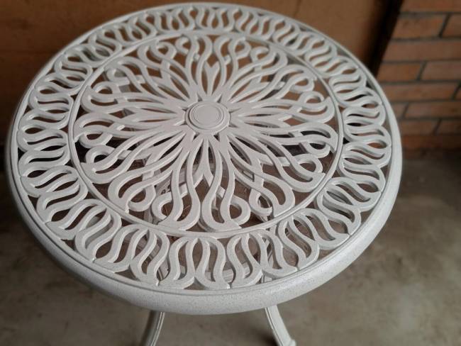 Белый комплект мебели из литого алюминия Edward II