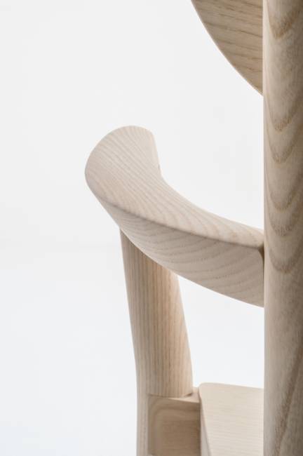 Кресло деревянное Tivoli беленый ясень 565х540х780 мм