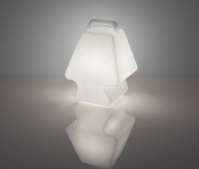 Светильник пластиковый настольный Pret-a-Porter Lighting 260х260х370 мм