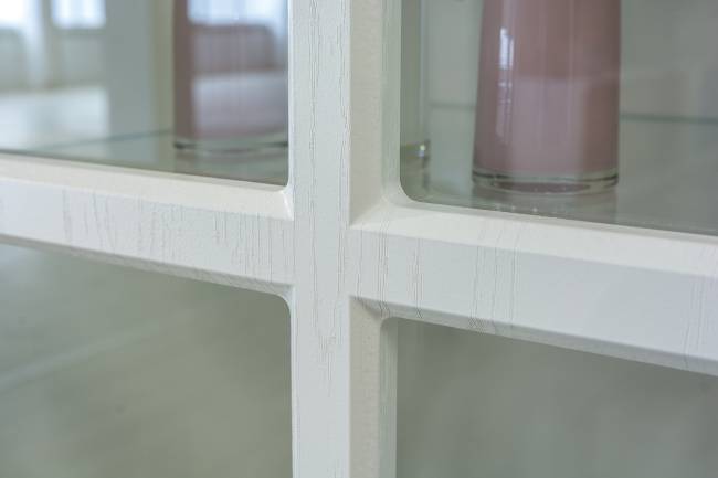 Пенал-витрина Ливерпуль цвет ясень ваниль/белый